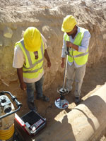 Hargeisa, Somalialand - Städtische Wasserbau-Behörde vertraut beim Rohrleitungsbau auf das Leichte Fallgewichtsgerät HMP LFGpro