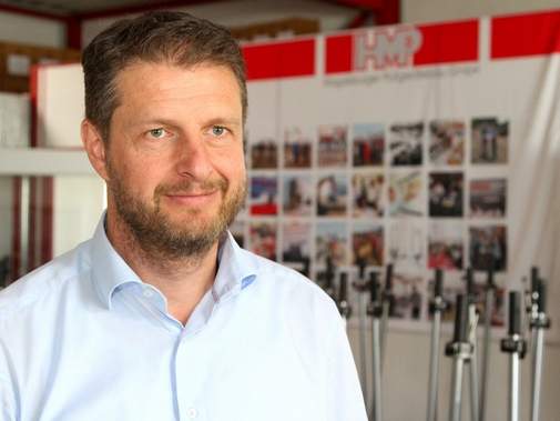 2019-07-08 Gunnar Hennings ist mit seiner Magdeburger Firma für Prüfgeräte weltweit erfolgreich. Foto Pro M