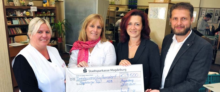 HMP donated 3.500 EUR to Magdeburger Tafel, picture: U. Luecke